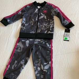 Adidas toddler 2 piece sweat suit